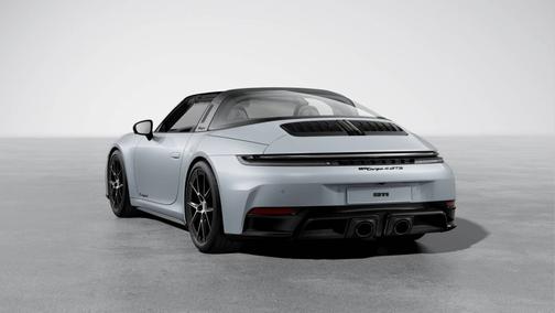 Ice Grey Metallic 2025 Porsche 911
