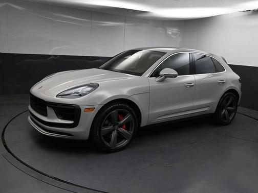 2023 Porsche Macan 