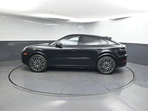 2025 Porsche Cayenne 