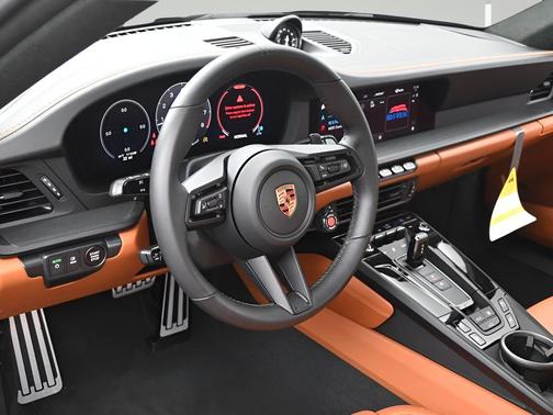 2025 Porsche 911 Carrera GTS