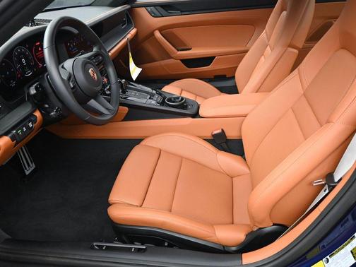 2025 Porsche 911 Carrera GTS