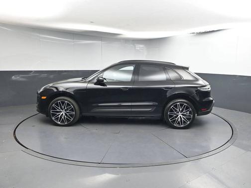 Black 2022 Porsche Macan