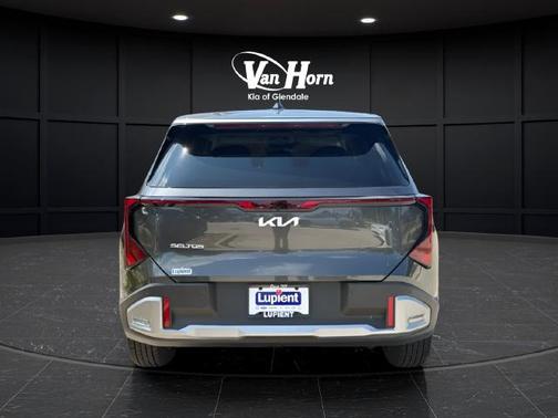 Interstellar Gray 2027 Kia Seltos EX