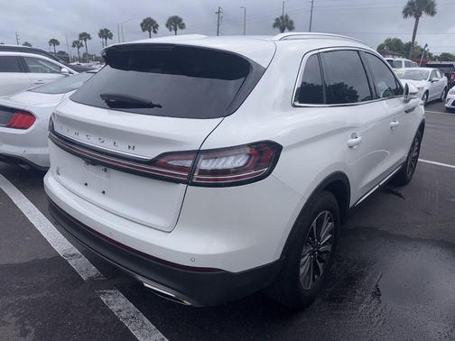 2022 Lincoln Nautilus Standard