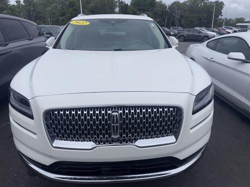 2022 Lincoln Nautilus Standard