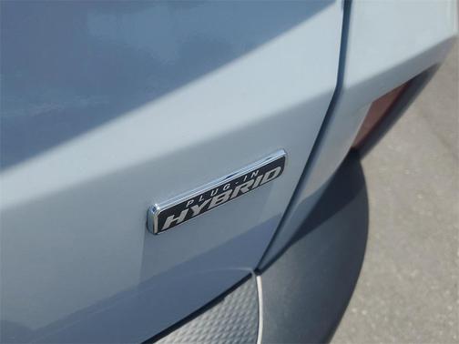 2025 Ford Escape PHEV SE