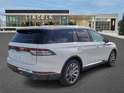 2025 Lincoln Aviator Premiere
