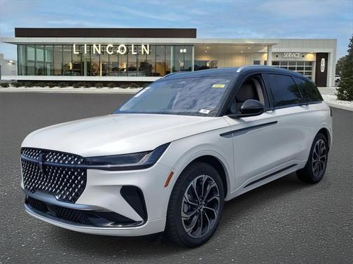 2025 Lincoln Nautilus Reserve