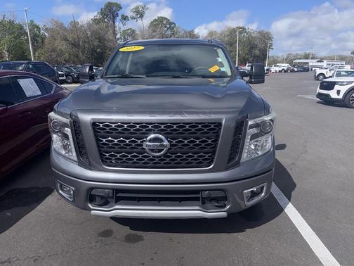 2017 Nissan Titan PRO-4X