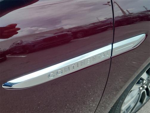2019 Lincoln Continental Select