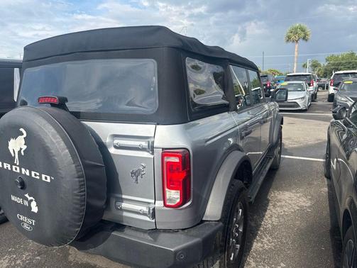 Iconic Silver Metallic 2022 Ford Bronco Big Bend