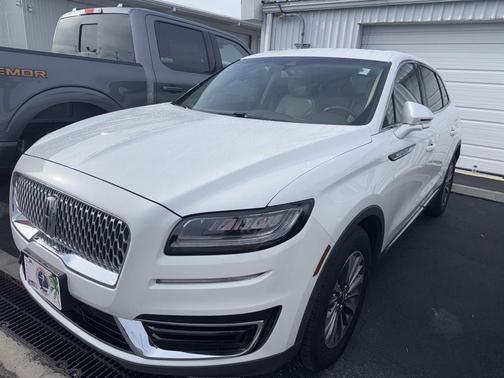 2020 Lincoln Nautilus Standard