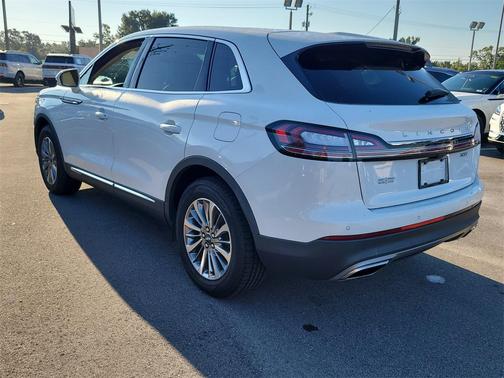 2020 Lincoln Nautilus Standard