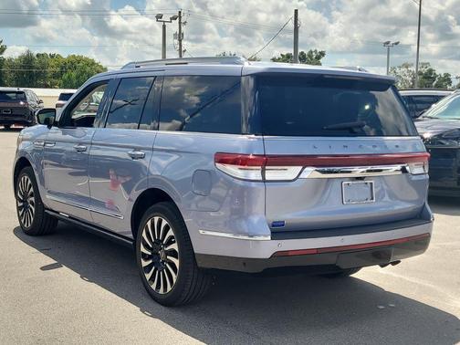 Chroma Crystal Blue Metallic Premium Colorant 2022 Lincoln Navigator Black Label