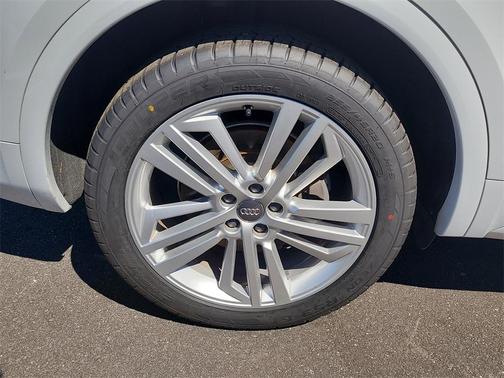 2019 Audi Q5 2.0T Premium Plus