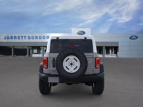 Avalanche Gray 2026 Ford Bronco Heritage Edition