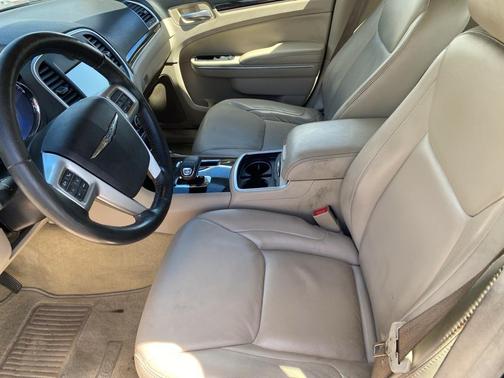 2013 Chrysler 300 S