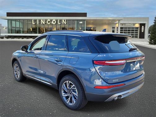 2026 Lincoln Corsair Premiere