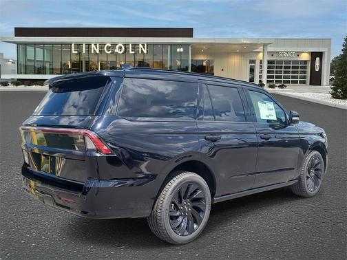2025 Lincoln Navigator Reserve