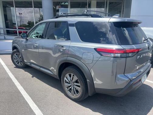 2022 Nissan Pathfinder SV 2WD