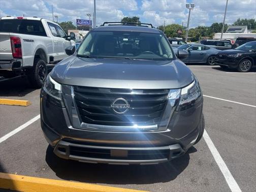 2022 Nissan Pathfinder SV 2WD