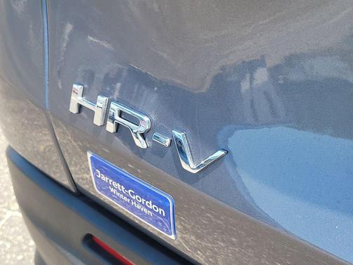Modern Steel Metallic 2024 Honda HR-V LX