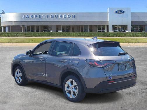 Modern Steel Metallic 2024 Honda HR-V LX
