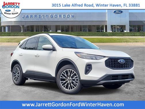 2025 Ford Escape PHEV SE