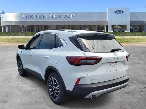 2025 Ford Escape PHEV SE
