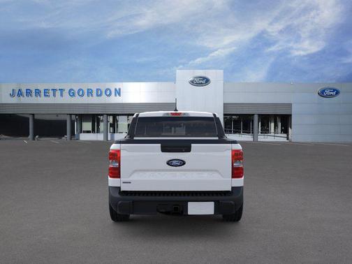 Oxford White 2026 Ford Maverick XLT