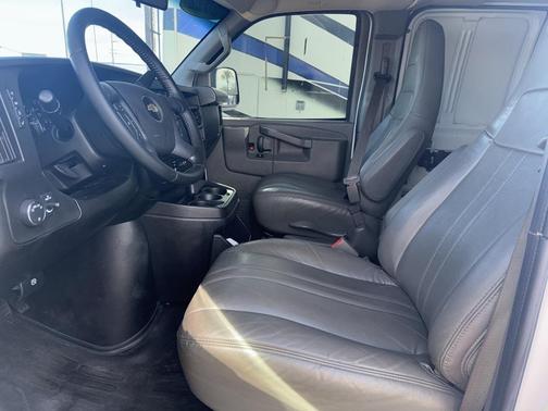 2022 Chevrolet Express 2500 Work Van