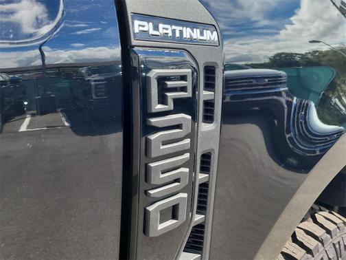 2026 Ford F-250 Platinum