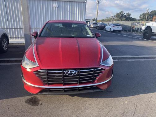 2022 Hyundai SONATA SE