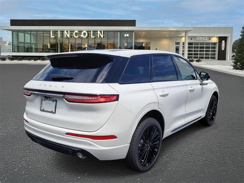 2025 Lincoln Corsair Reserve
