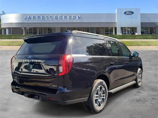 2025 Ford Expedition Max Active 4x2