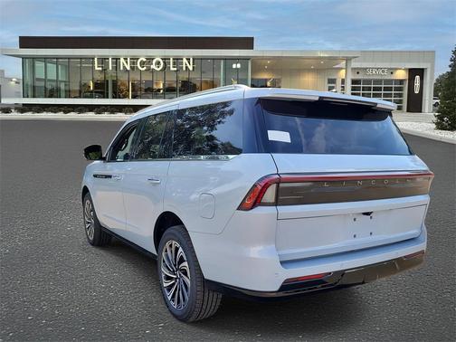 2025 Lincoln Navigator Black Label