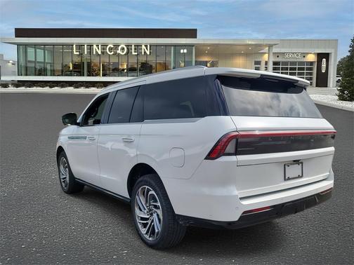 2025 Lincoln Navigator Reserve