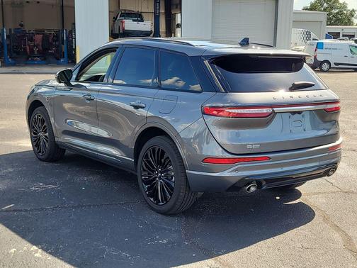 Asher Gray Metallic Clearcoat 2025 Lincoln Corsair Grand Touring