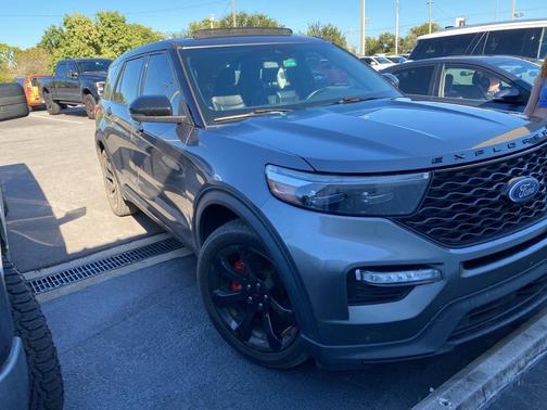 2022 Ford Explorer ST