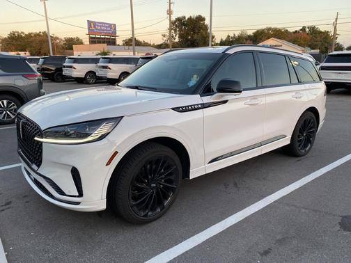 2025 Lincoln Aviator Reserve