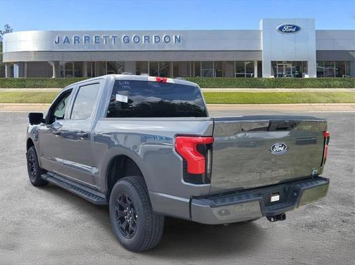 2025 Ford F-150 Lightning XLT