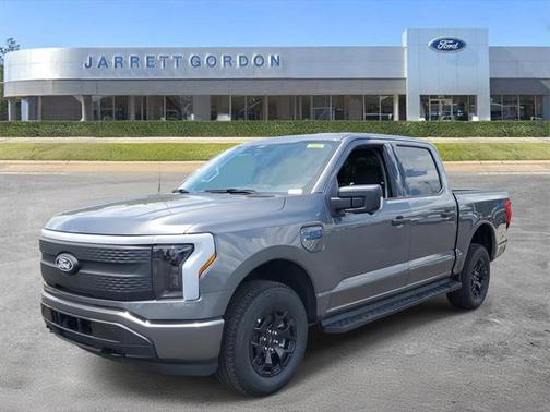 2025 Ford F-150 Lightning XLT