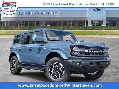 2025 Ford Bronco Outer Banks