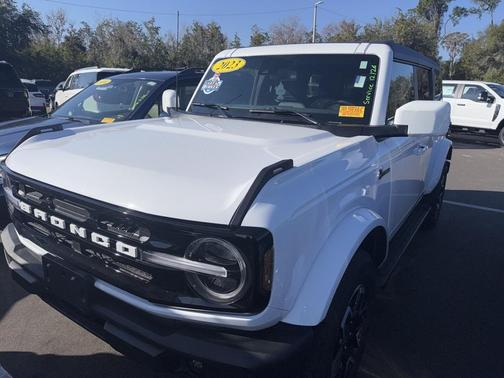 2023 Ford Bronco Outer Banks