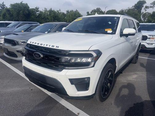 Star White Metallic Tri-Coat 2023 Ford Expedition Max Limited