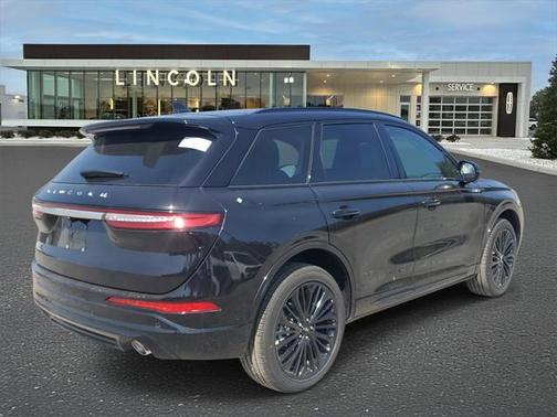 2025 Lincoln Corsair Reserve
