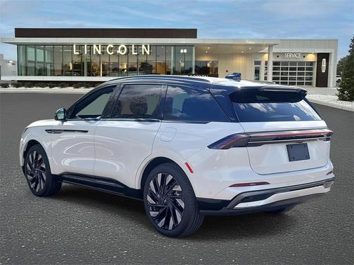 2024 Lincoln Nautilus Reserve