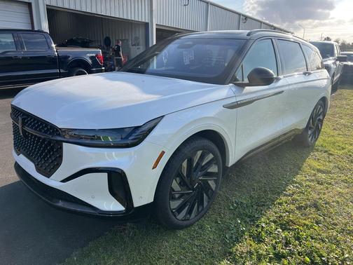 2024 Lincoln Nautilus Reserve