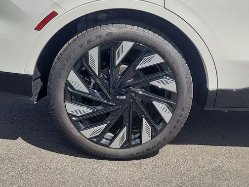 2024 Lincoln Nautilus Reserve