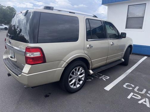White Gold 2017 Ford Expedition Limited